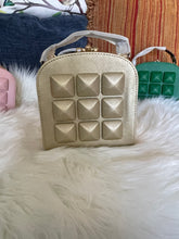 Load image into Gallery viewer, METAL SQUARE PU LEATHER CHAIN BOX HANDBAG