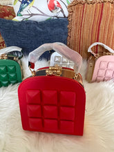 Load image into Gallery viewer, METAL SQUARE PU LEATHER CHAIN BOX HANDBAG