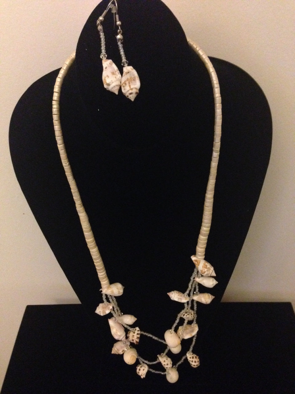 Long beach shells necklace & earring set