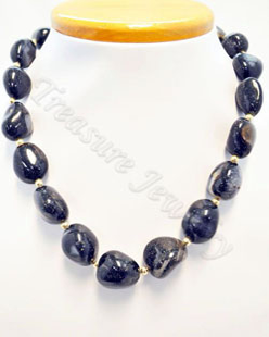 Black-Beauty Raisin Bead Necklace.